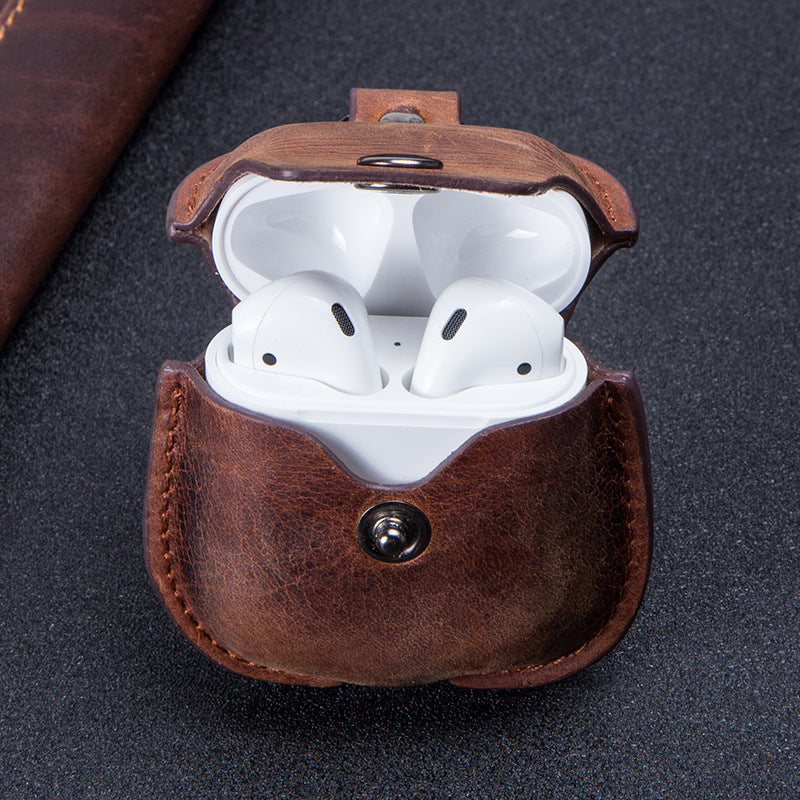 Signature GetUp Leather Keychain Earphone Case – Compact Flip Holder for iPhone Models | Portable & Stylish Accessory