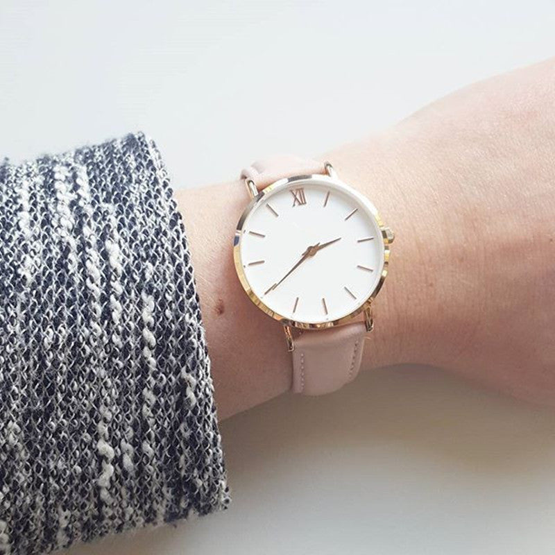 Signature GetUp - Fashion Women’s Quartz Watch – Elegant Leather Strap, Large Dial, Stylish Ellipse Shape
