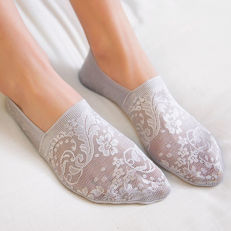 Signature GetUp Fashion No-Show Socks – Women’s Lace Edge Non-Slip Thin Casual Socks, Invisible Comfort Fit in Multiple Colors